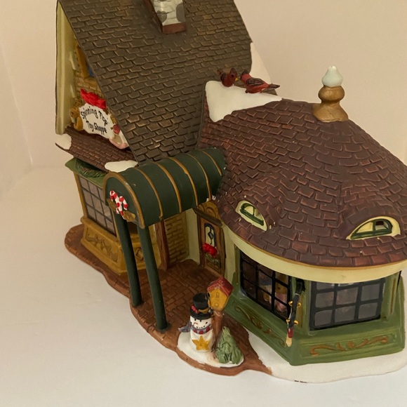 Santa's Workbench Spinning Top Toy Shoppe Victorian Series Christmas Village - Picture 4 of 9